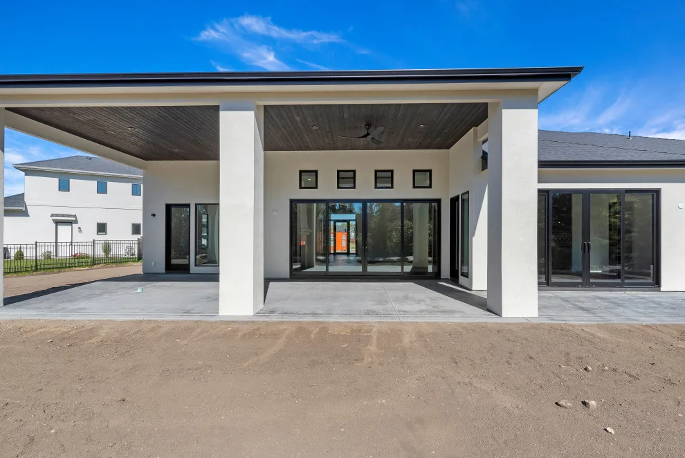 Tailored JB Contemporary Spanish by Gardner Homes by Gardner Homes - Photo 9