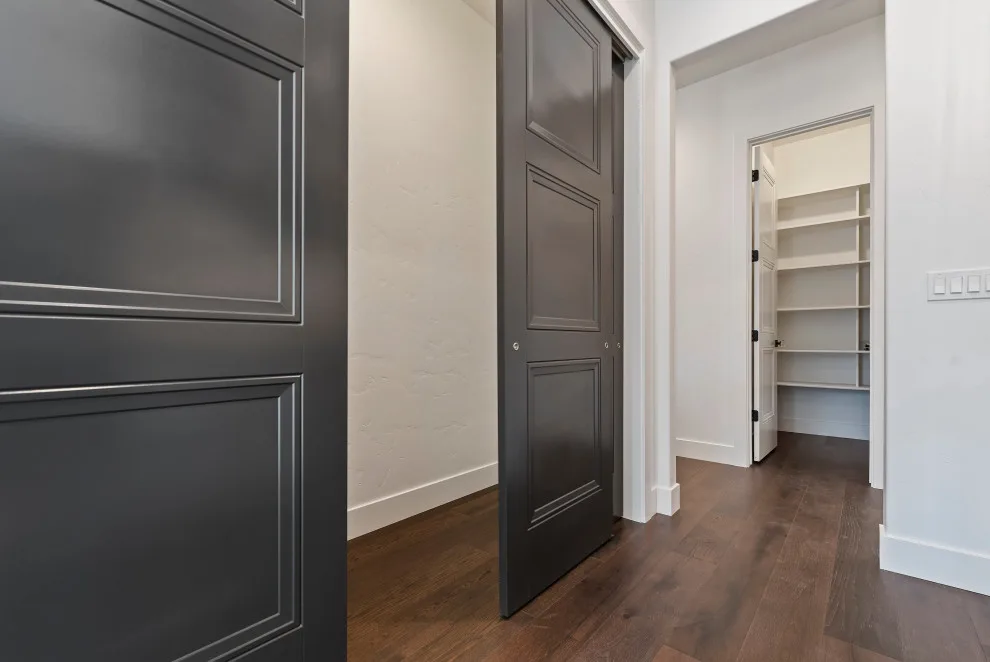 Tailored JB Contemporary Spanish by Gardner Homes by Gardner Homes - Photo 14