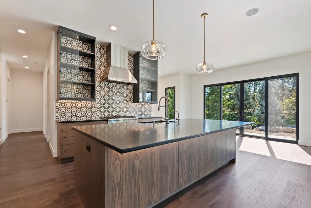 Tailored JB Contemporary Spanish by Gardner Homes by Gardner Homes - Photo 30