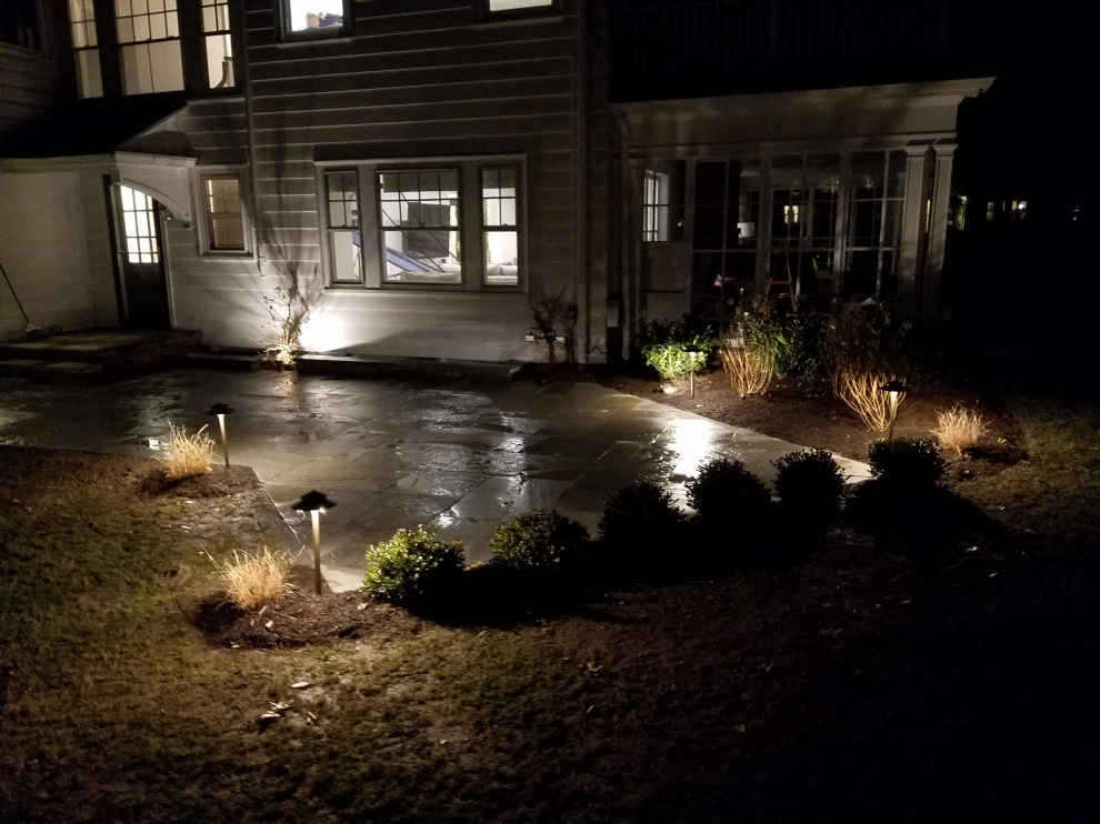 landscape lighting by Z.O. Landscaping - Photo 11