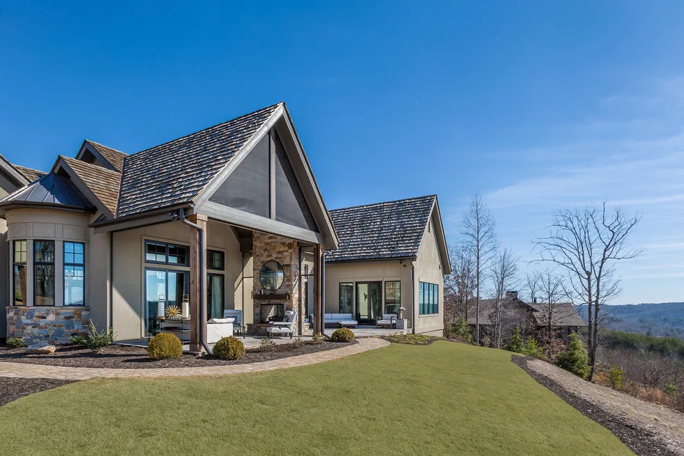 SC Tailored Mountain Modern Residence by Dillard-Jones Builders, LLC - Photo 2