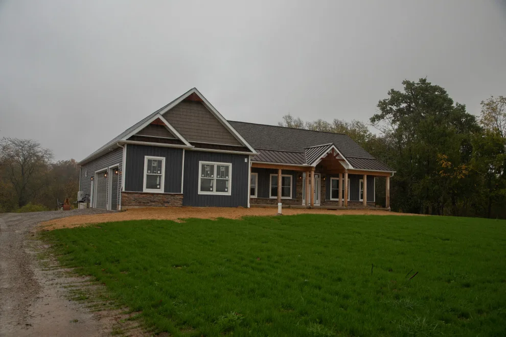 Bespoke Ranch in Circleville by Kilbarger Home Builders - Photo 2