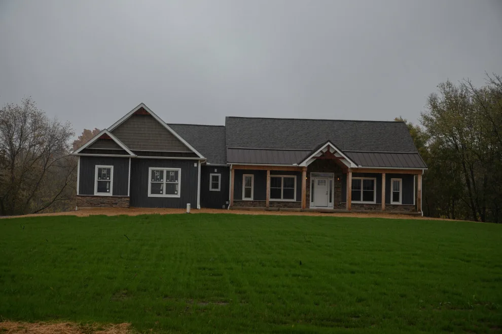 Bespoke Ranch in Circleville by Kilbarger Home Builders - Photo 4