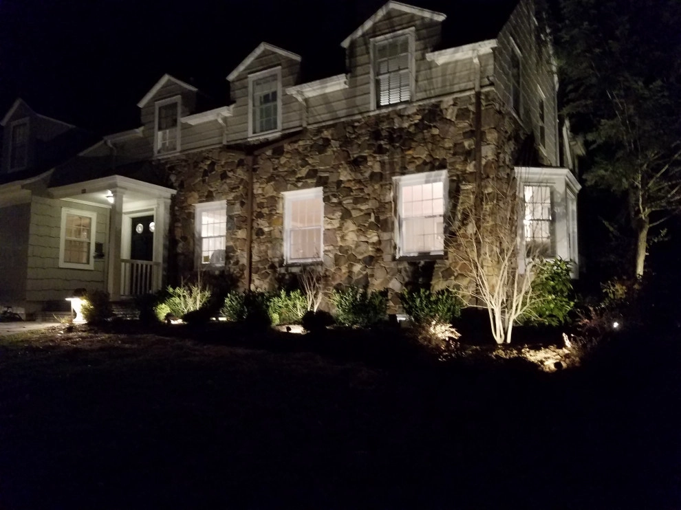 landscape lighting by Z.O. Landscaping - Photo 10