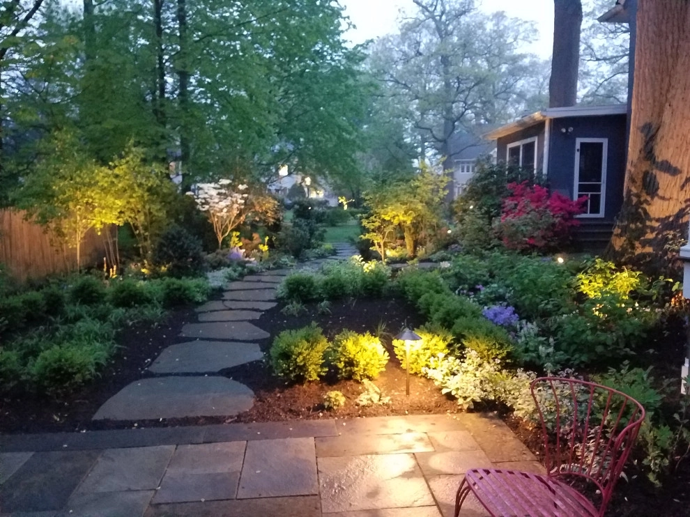 landscape lighting by Z.O. Landscaping - Photo 7
