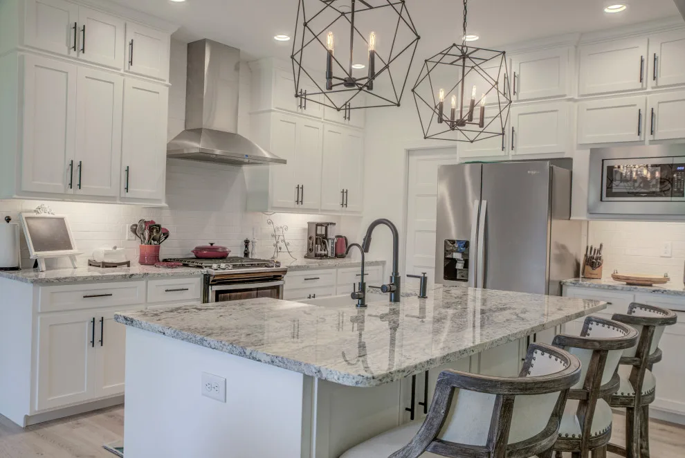 Dechant Tailored Contemporary Farmhouse by Bay To Beach Builders - Photo 4