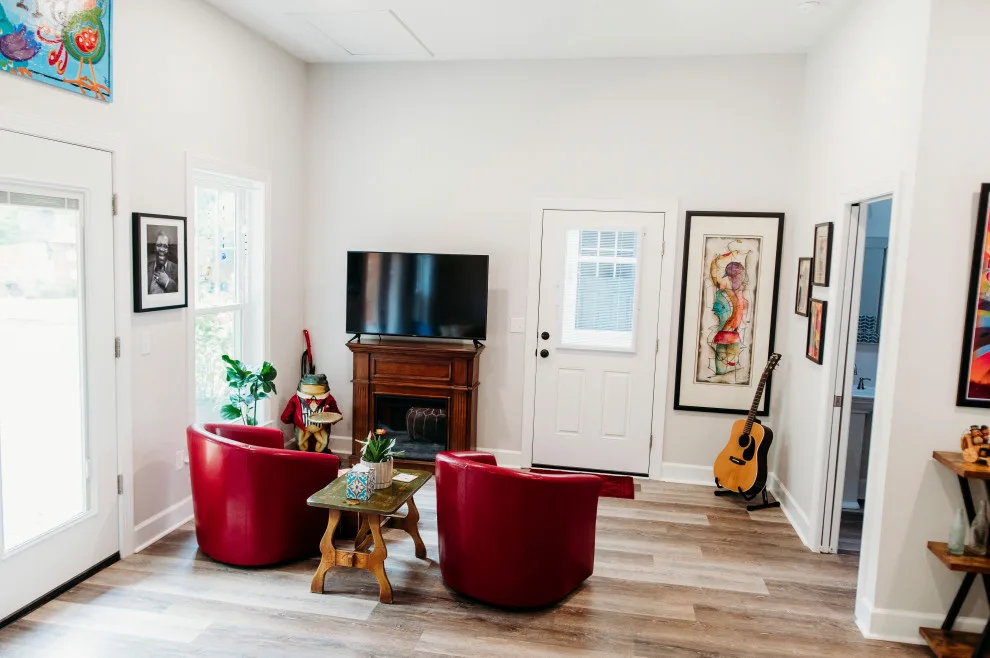Dellwood In-Law Suite Expansion by Roberts Construction Services, LLC - Photo 11
