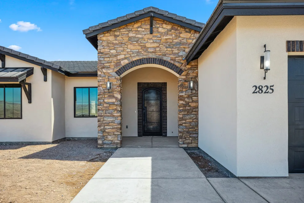 Canyon Desert Custom by Maas Construction, Inc. - Photo 18
