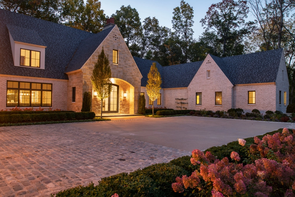 Ann Arbor Estate Project by Zaremba & Company - Photo 4