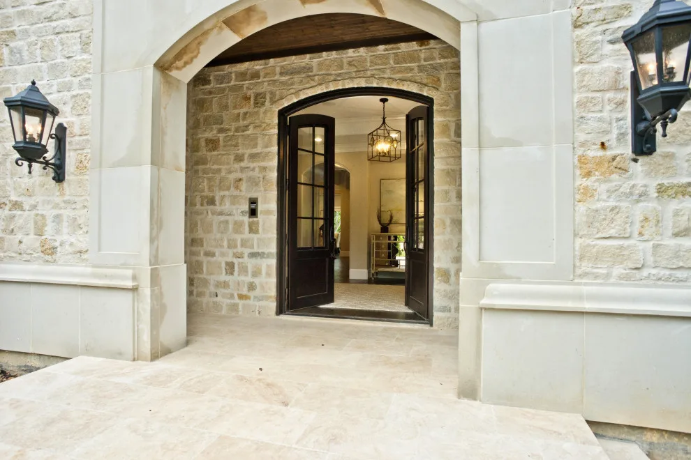 Divine Tailored Brick Residence by Will Steed Homes, Inc. - Photo 6