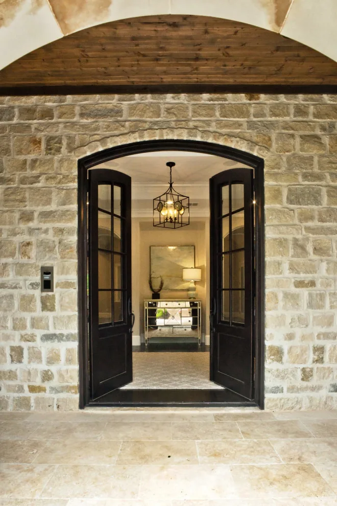 Divine Tailored Brick Residence by Will Steed Homes, Inc. - Photo 2