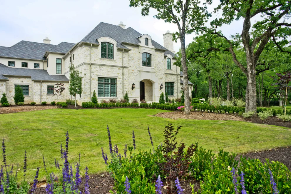 Divine Tailored Brick Residence by Will Steed Homes, Inc. - Photo 11