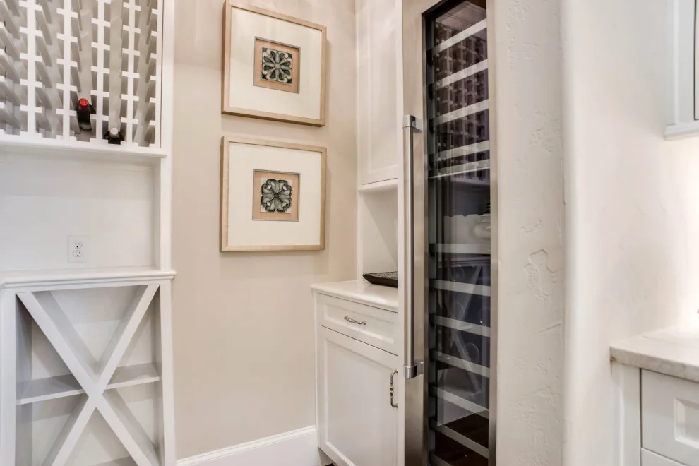 Divine Tailored Brick Residence by Will Steed Homes, Inc. - Photo 15