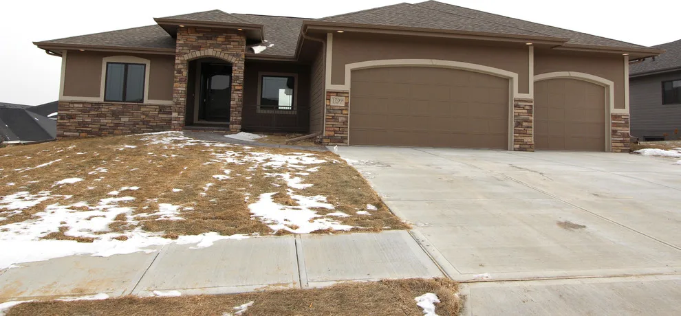 Elk Ridge Dominica by Sierra Homes (Omaha, NE) - Photo 10