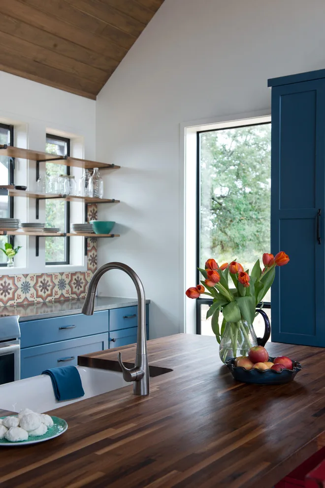 Woodland Escape by Capital Construction Company - Photo 6