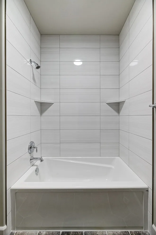 Riverside Plan 9-2 at Dry Creek Ranch by Highland Homes LLC - Photo 23