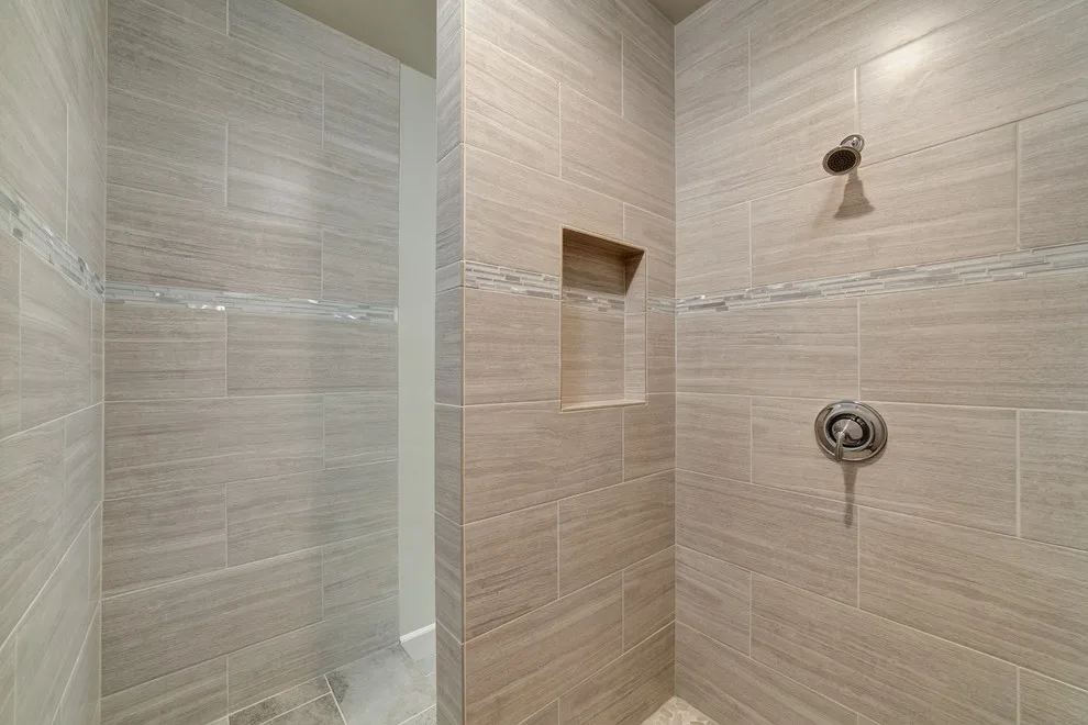 Riverside Plan 9-2 at Dry Creek Ranch by Highland Homes LLC - Photo 15