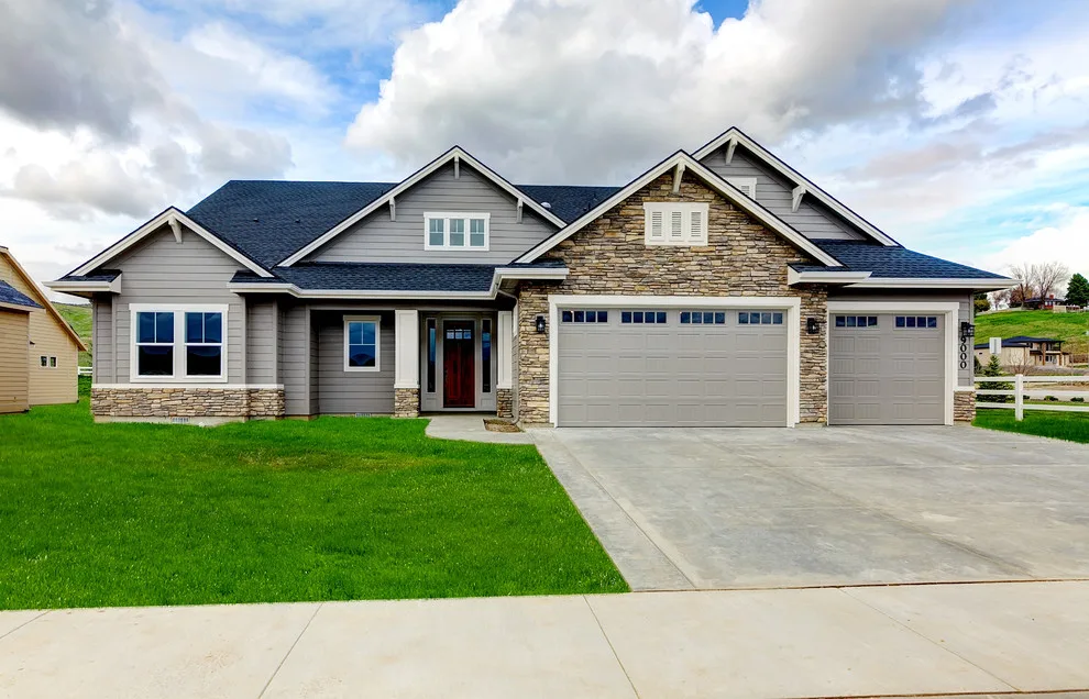 Riverside Plan 9-2 at Dry Creek Ranch by Highland Homes LLC - Photo 12