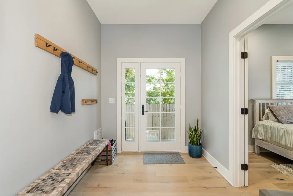 Austin East by Camelot Custom Homes Inc. - Photo 8