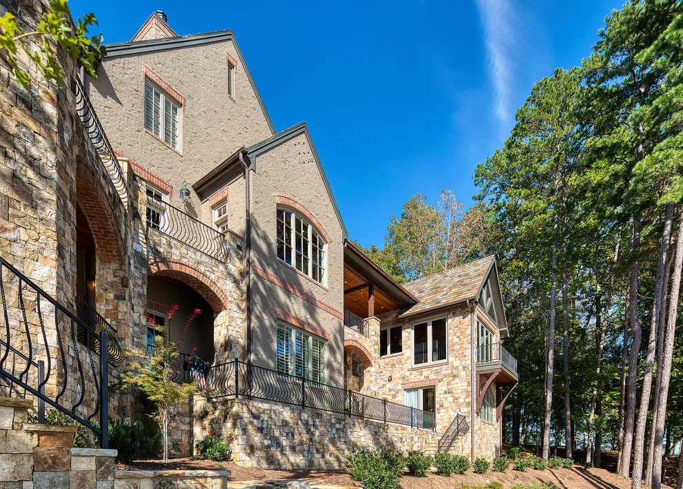 Hillcrest Homes Of Keowee Inc. - Photo 7