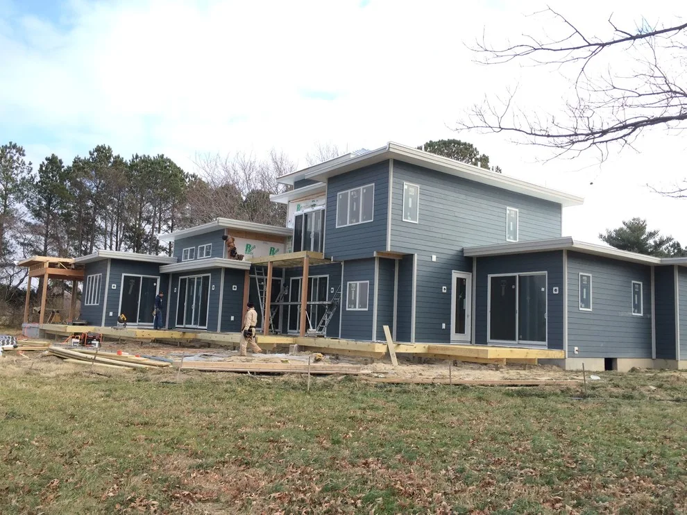 Eastern Bay Bespoke Modular House by Safe Harbour Construction, LLC. - Photo 5