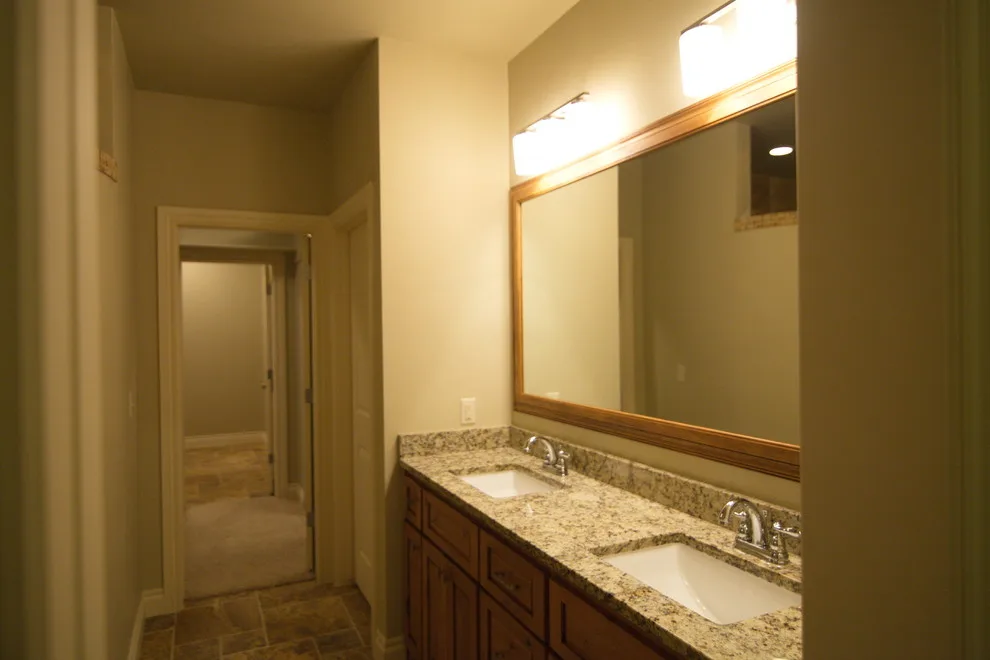 Edwards Custom Homes Inc. Speculative Properties by Edwards Custom Homes - Photo 17