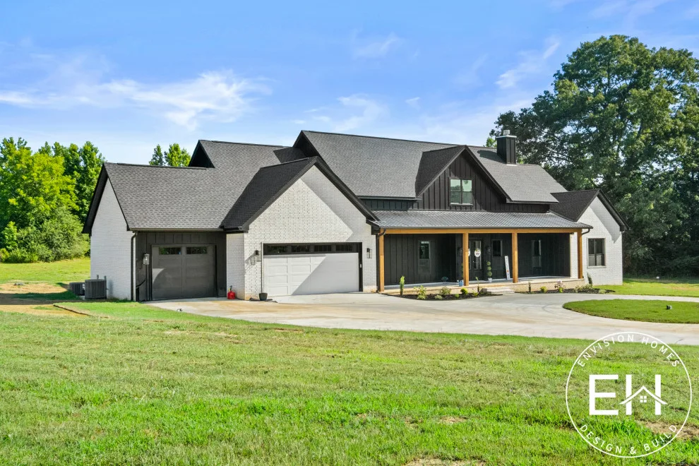 Custom Home in El Paso, AR by Envision Homes, LLC - Photo 15