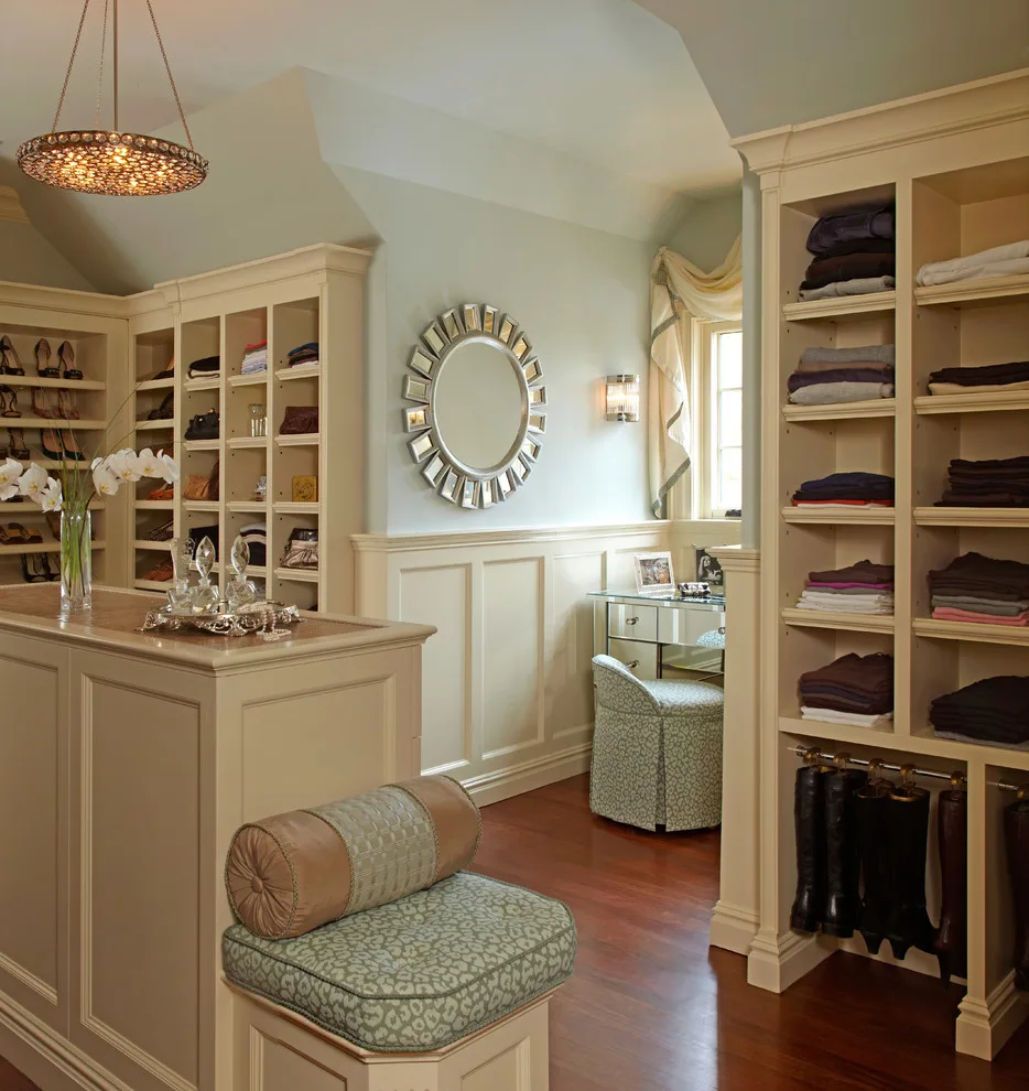 Graceful Greenwich Manor by Hobbs INC - Photo 7