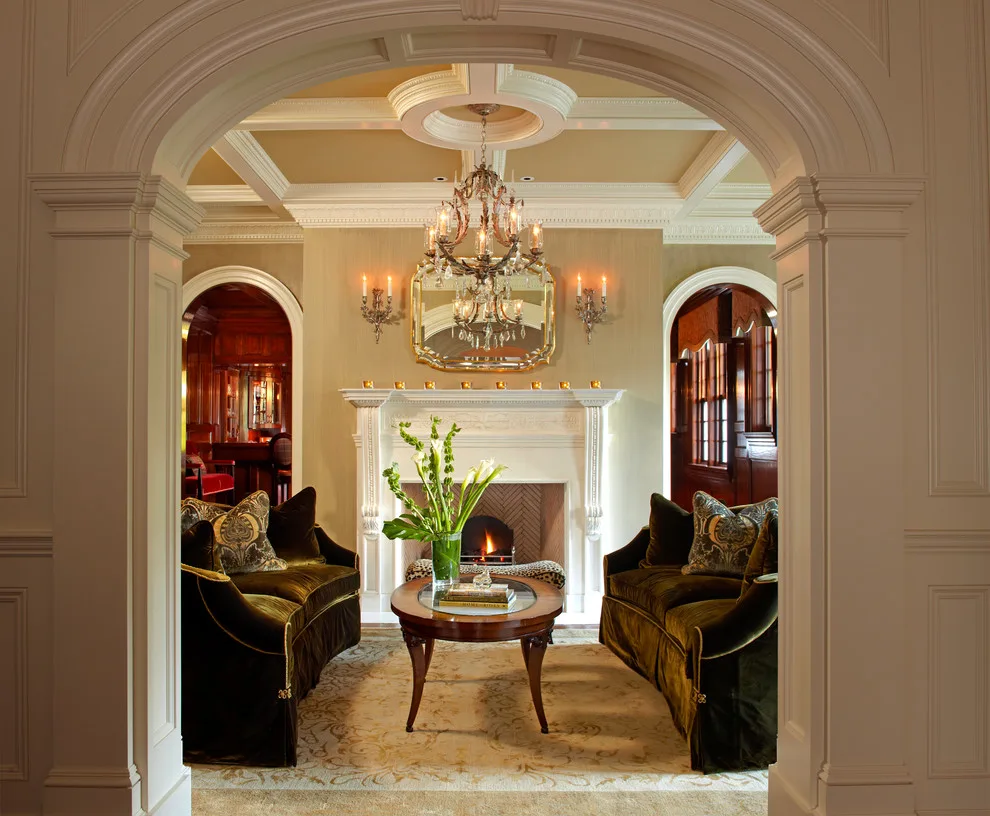 Graceful Greenwich Manor by Hobbs INC - Photo 2
