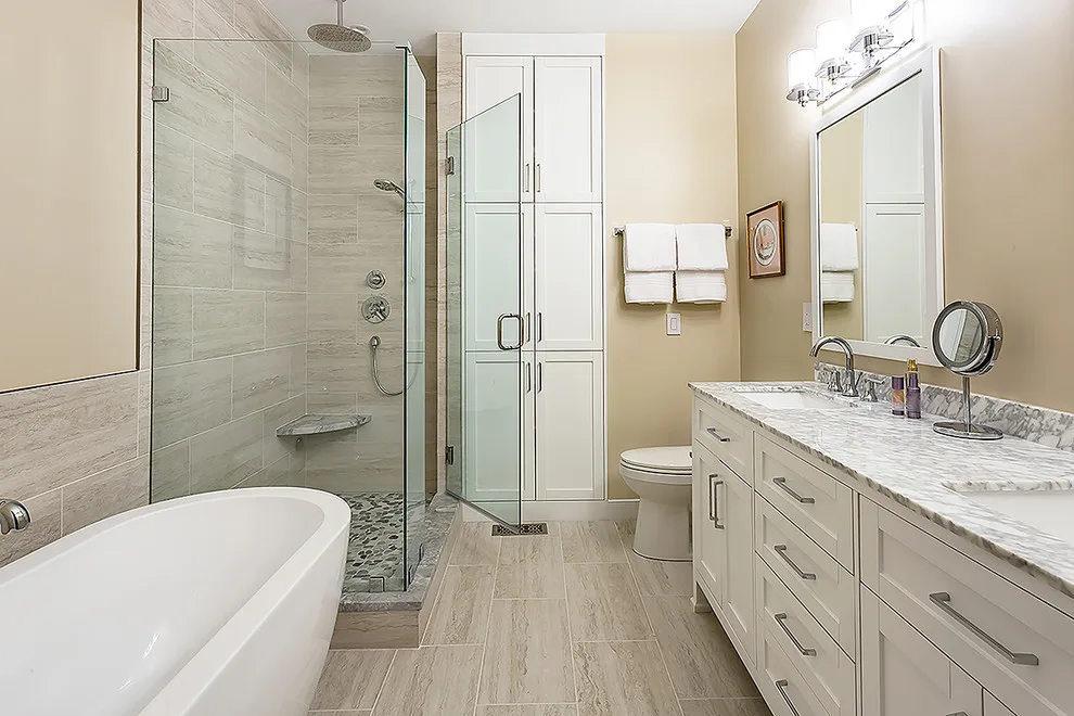 Sophisticated Main Bathroom by Vmax LLC - Photo 8