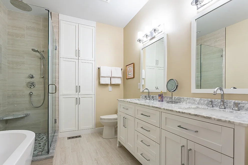Sophisticated Main Bathroom by Vmax LLC - Photo 10
