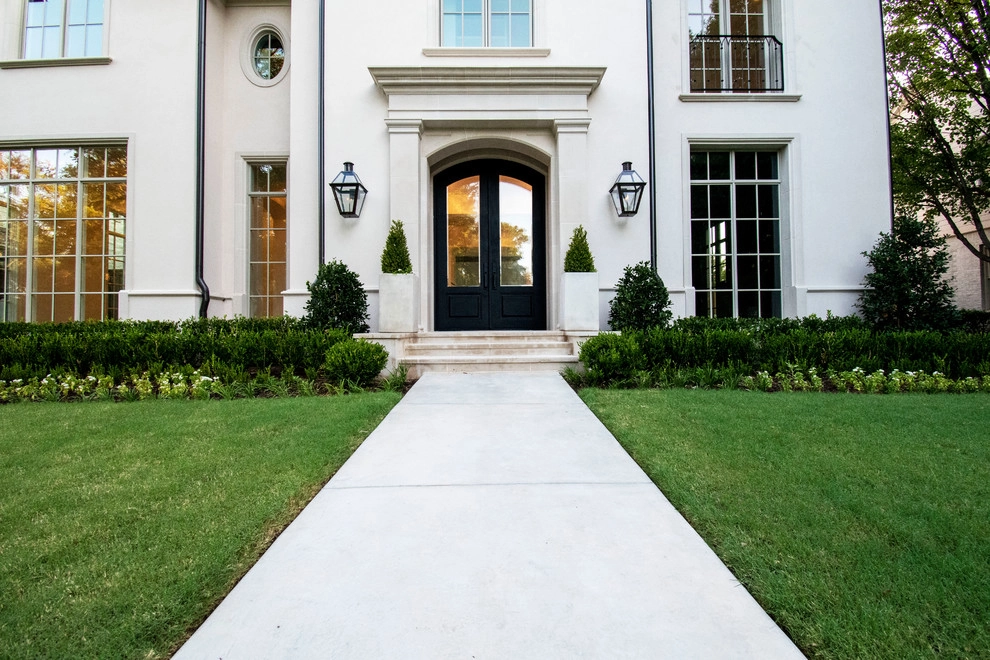 TRANSITIONAL FRONT YARD by Blount Designs - Photo 10