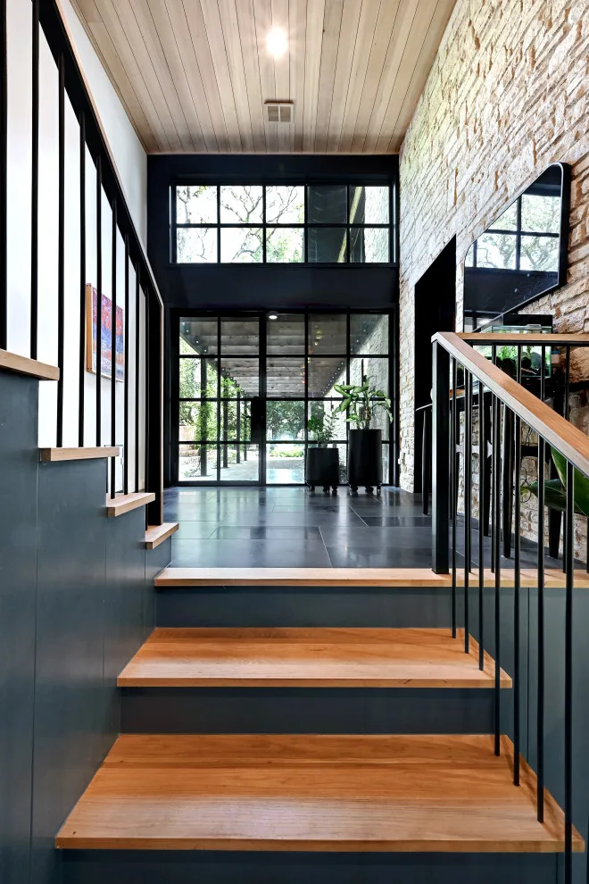 Elton Project by Camelot Custom Homes Inc. - Photo 2