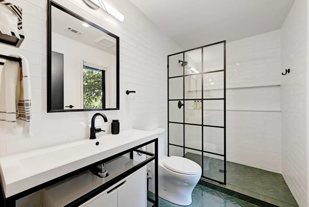 Elton Project by Camelot Custom Homes Inc. - Photo 21