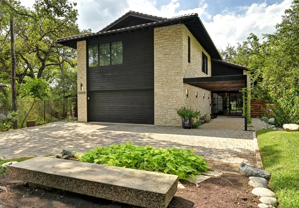 Elton Project by Camelot Custom Homes Inc. - Photo 10
