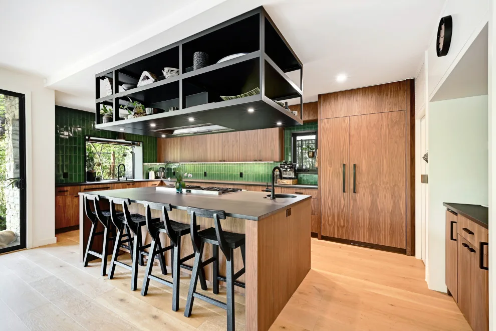 Elton Project by Camelot Custom Homes Inc. - Photo 4