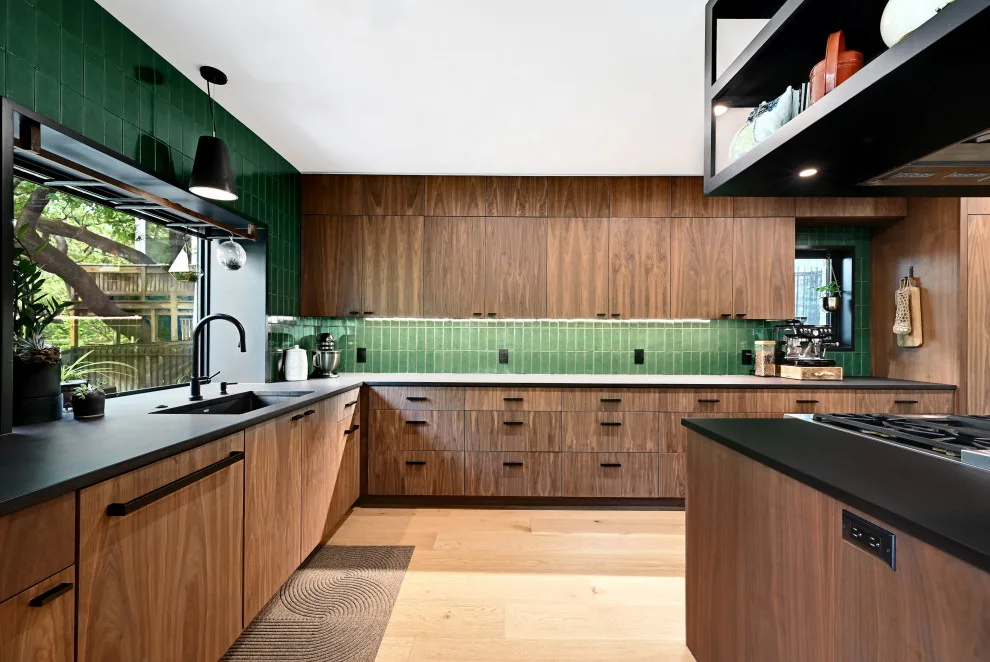 Elton Project by Camelot Custom Homes Inc. - Photo 3