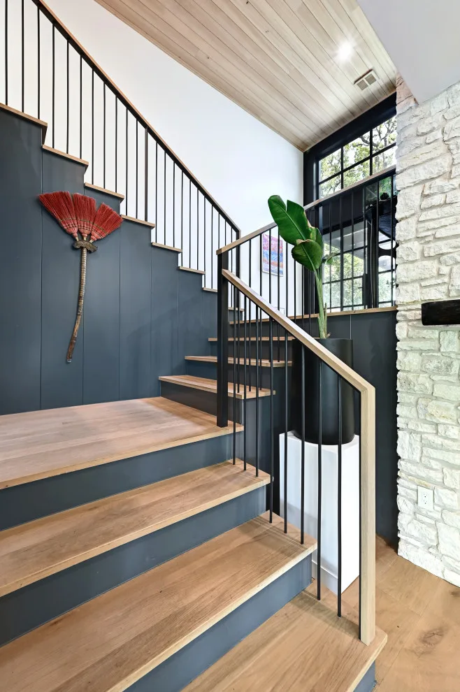 Elton Project by Camelot Custom Homes Inc. - Photo 9