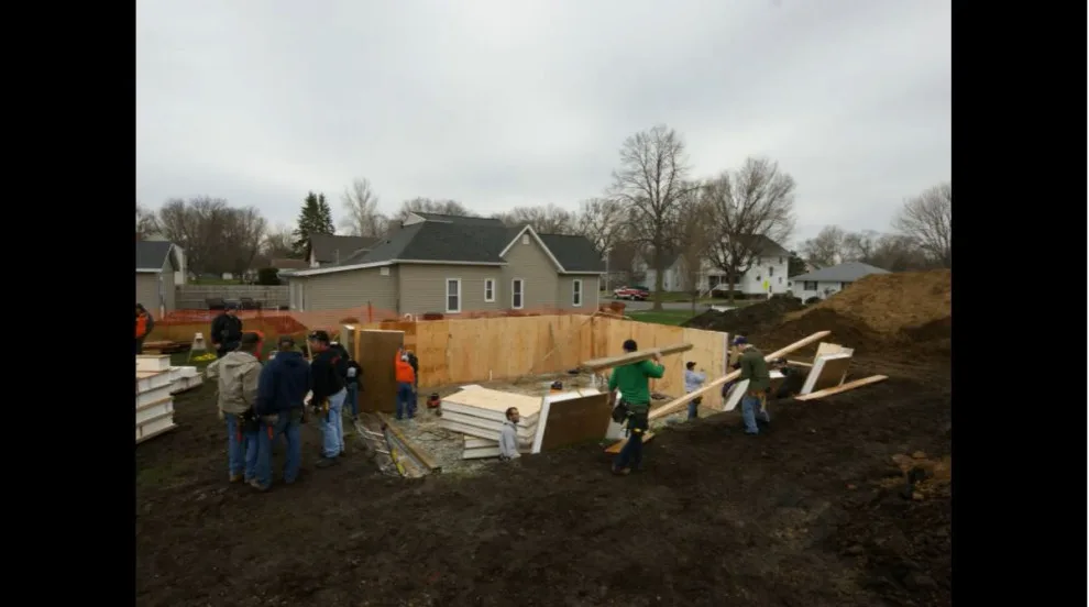 Southern Panels Buildings - Photo 5