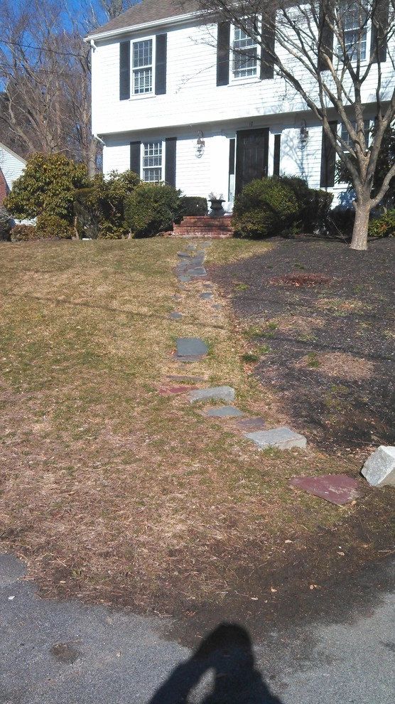 Hingham Walkway by 1-877-lawn-crew - Photo 6