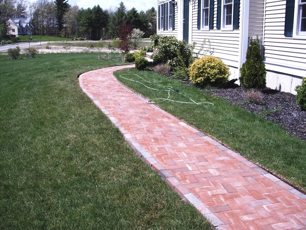 Kingston Walkway by 1-877-lawn-crew - Photo 8