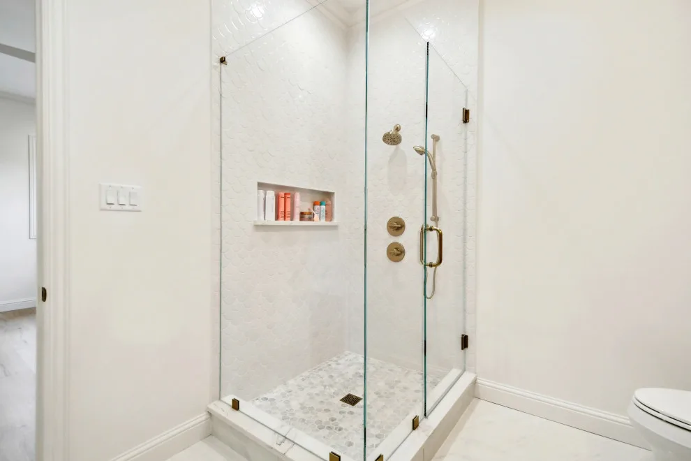 Elegant Contemporary Bespoke Residence by Chellyanna - Custom Homes, Additions, Renovations - Photo 10