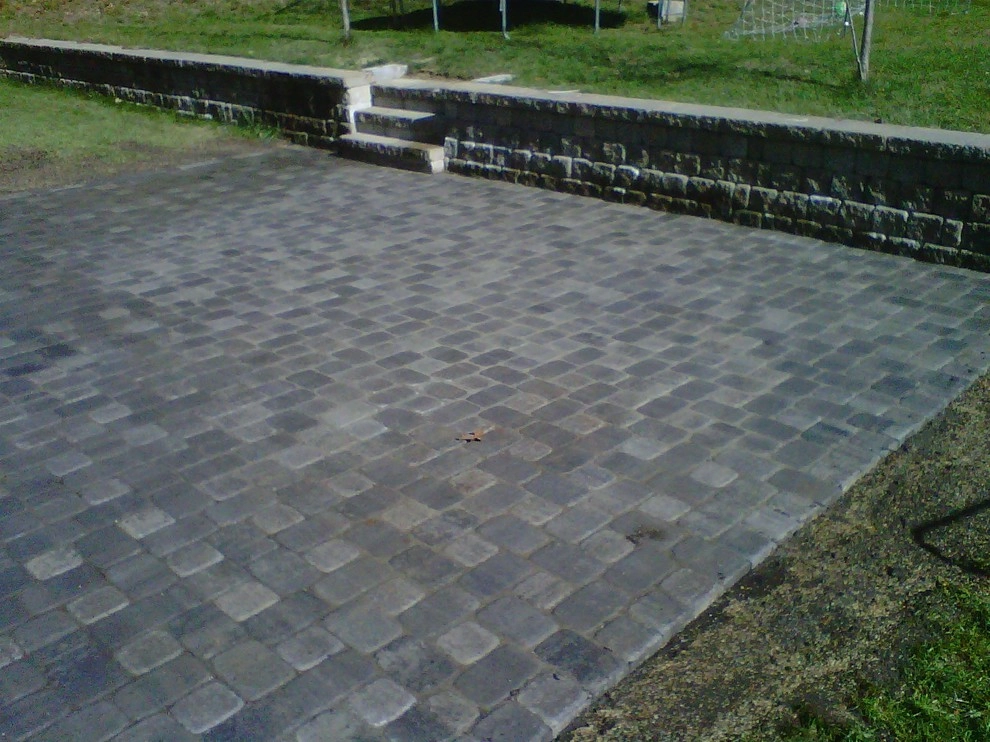 Norwell Patio by 1-877-lawn-crew - Photo 5