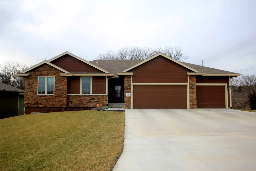 Outdoor Facade Gallery by Dultmeier Homes Inc - Photo 12