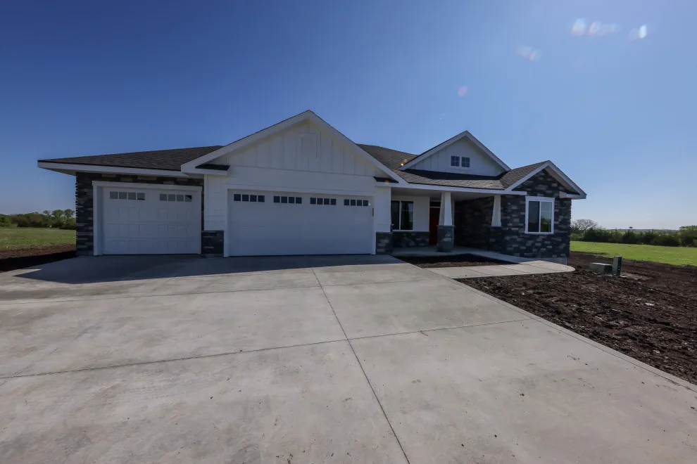 Outdoor Facade Gallery by Dultmeier Homes Inc - Photo 17