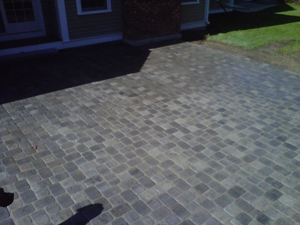 Norwell Patio by 1-877-lawn-crew - Photo 4