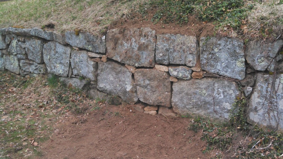 Historic Bradford House Wall Repair by 1-877-lawn-crew - Photo 4