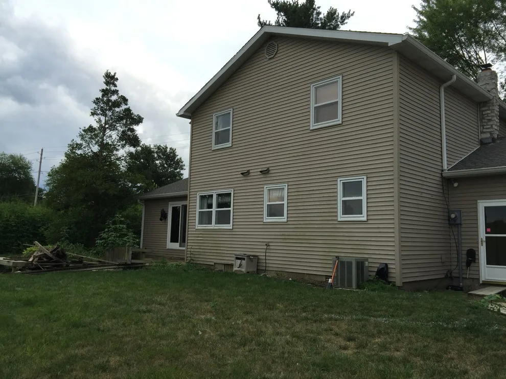 Screened-In Porch Addition by Cornerstone Builders Of Terre Haute, Inc. - Photo 5