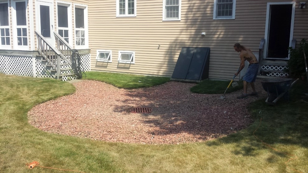 Hingham patio and fire pit by 1-877-lawn-crew - Photo 4