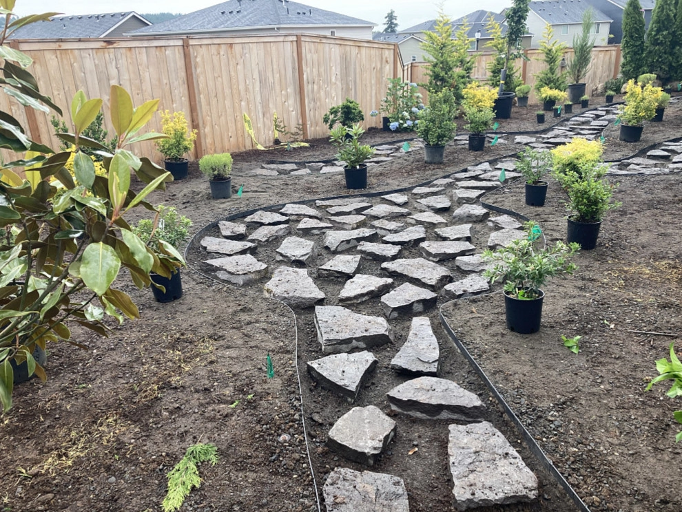 Steps & Walkway by 4 Seasons Landscaping, LLC - Photo 3